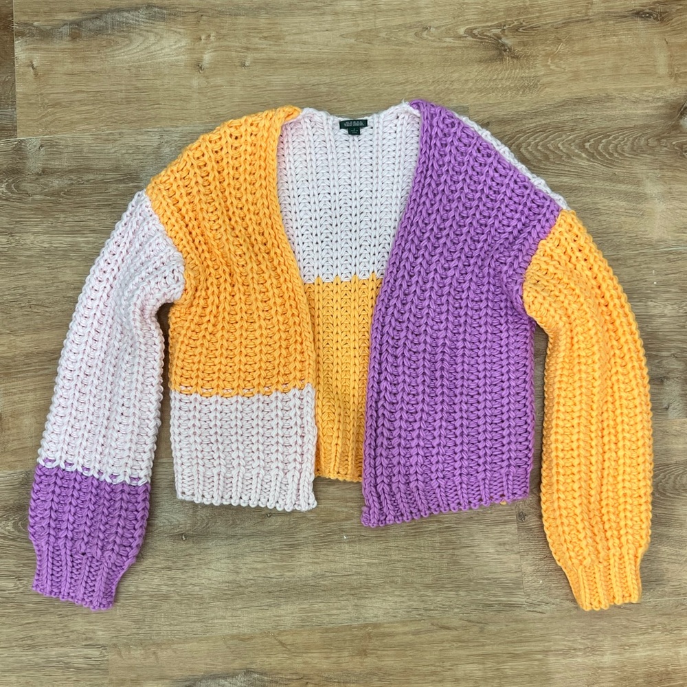 SOLD Wild Fable Chunky Knit Cropped Sweater
